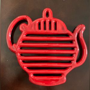 Red Enameled Heavy Metal Teapot Trivet / Wall Decor Approximately 9”x9 1/2”x1”